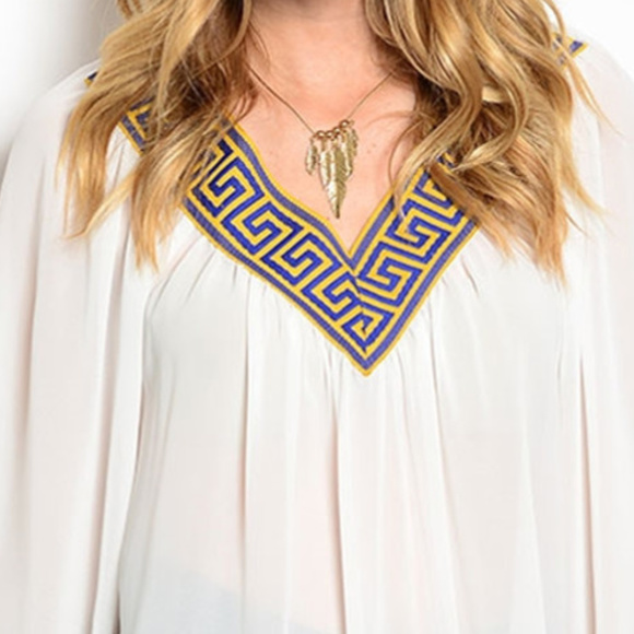 🆕 White Embroidered Aztec Blouse - Picture 3 of 3